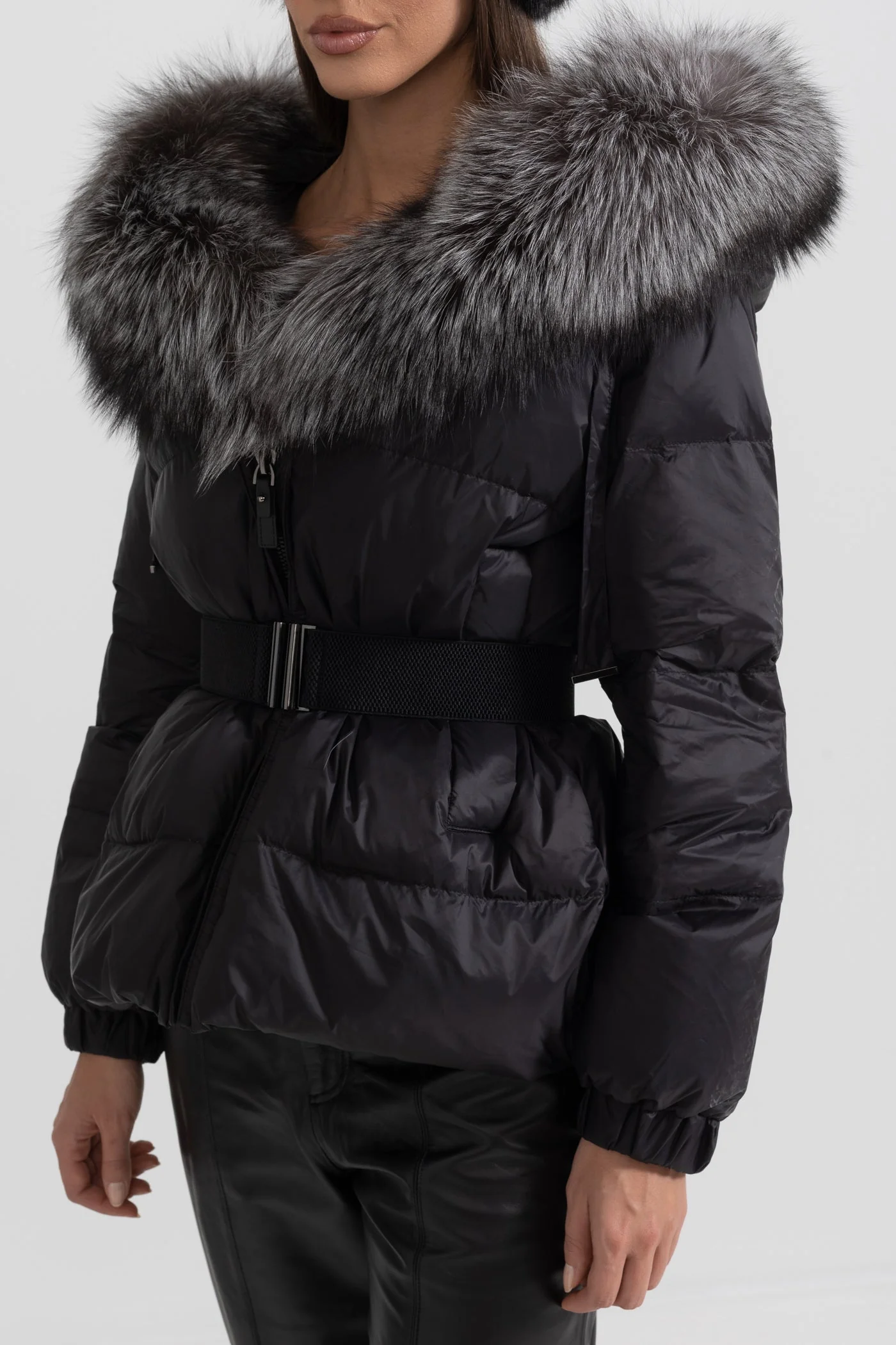Puffer Jacket With Waistbelt And Gray Fox Fur-Lined Hood - Black - Image 7